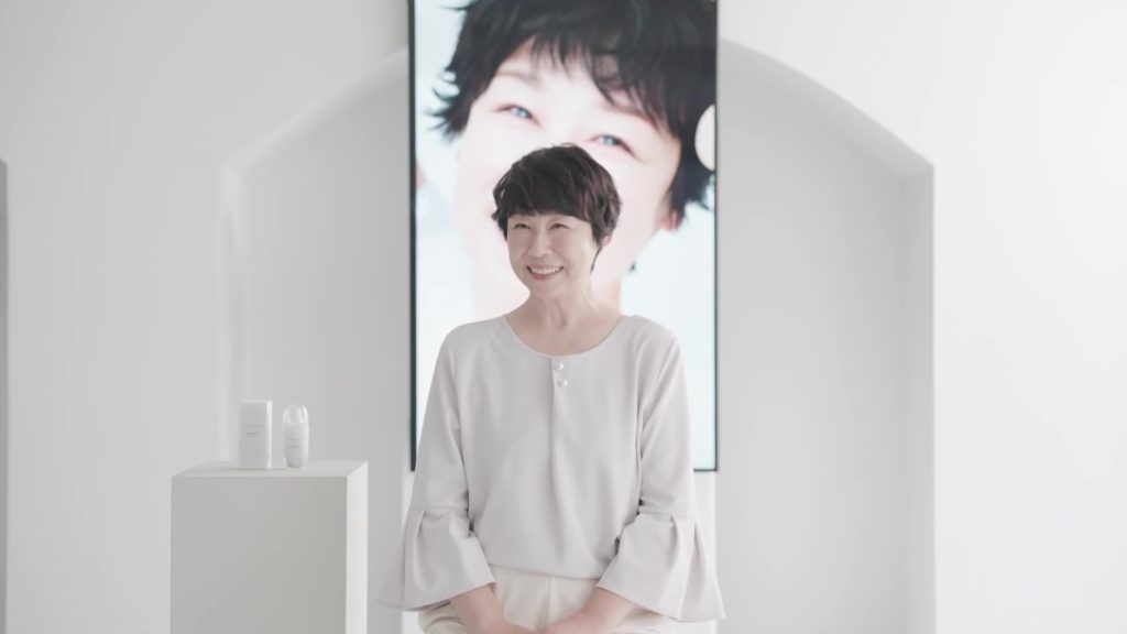 もりくぼまゆみ　科研ファルマ コロニールメディエッセンス リンクル＆ホワイト