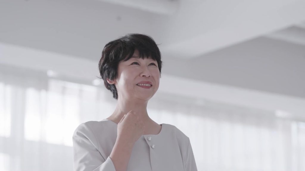 もりくぼまゆみ　科研ファルマ コロニールメディエッセンス リンクル＆ホワイト