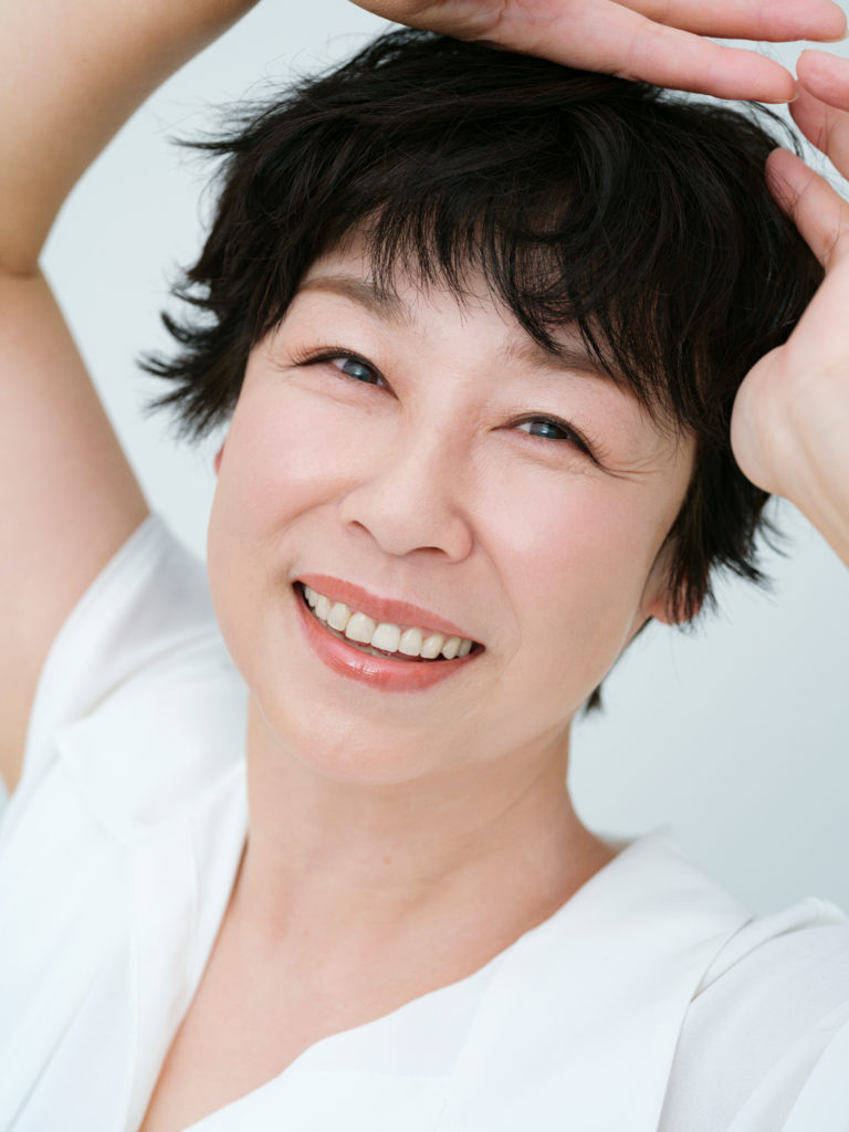 もりくぼまゆみ　科研ファルマ コロニールメディエッセンス リンクル＆ホワイト