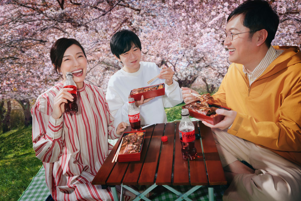 モリ タマキ　日本コカ・コーラ　「肉にはコーク！」キャンペーン