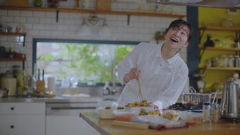 【輝美】常陽銀行のCMに出演中!